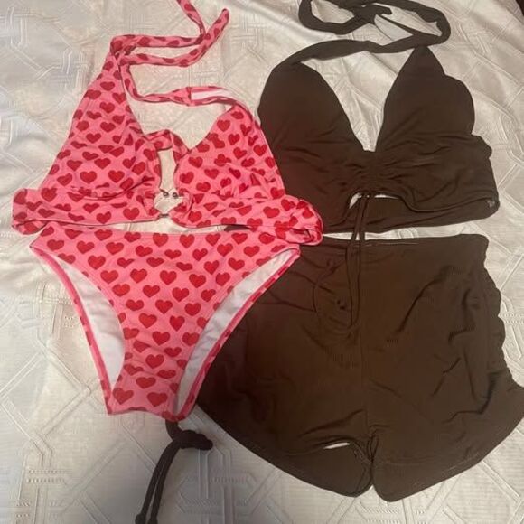 New trendy size medium bikini sets - Picture 1 of 3